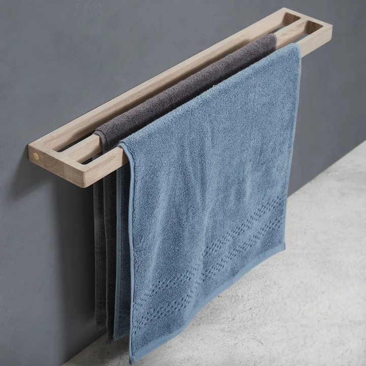 Double towel rail from Andersen Furniture made of oak wood