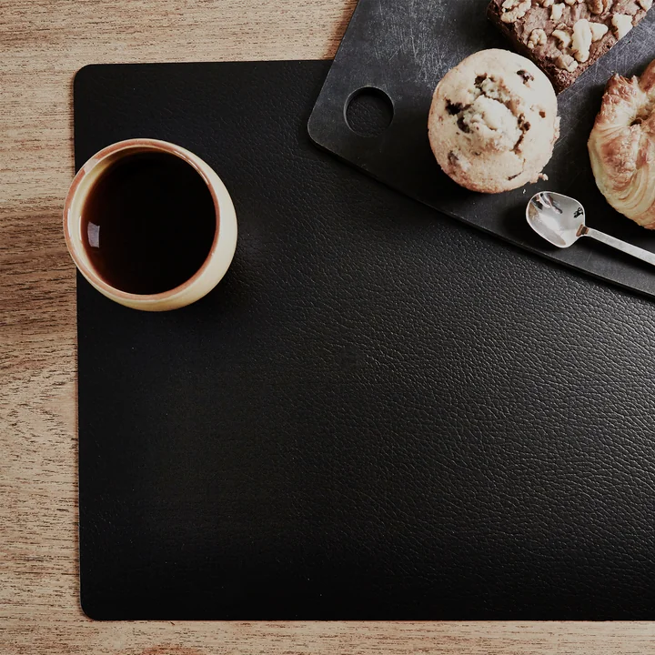 Placemat Square L 35 x 45 cm from Lind DNA in Bull black