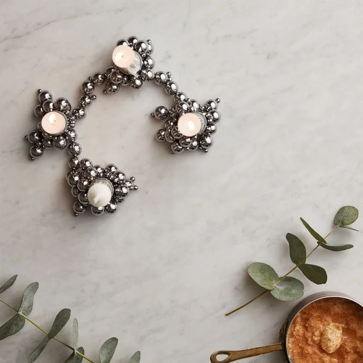 Molekyl candle holder 4 in chrome by Gejst 