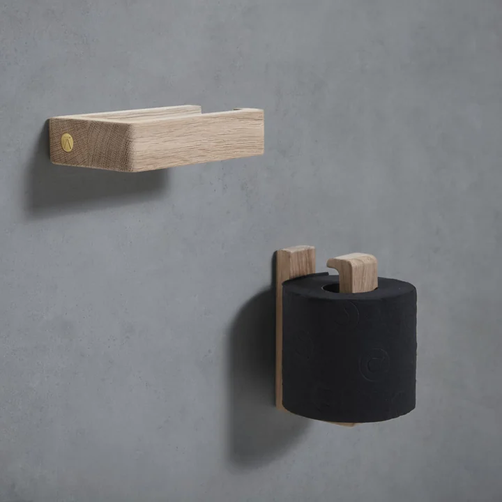Toilet roll holder from Andersen Furniture made of oak wood