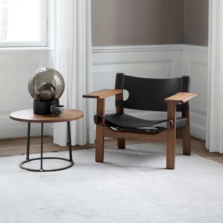 Spanish Chair in Oak smoked and oiled / Leather black by Fredericia