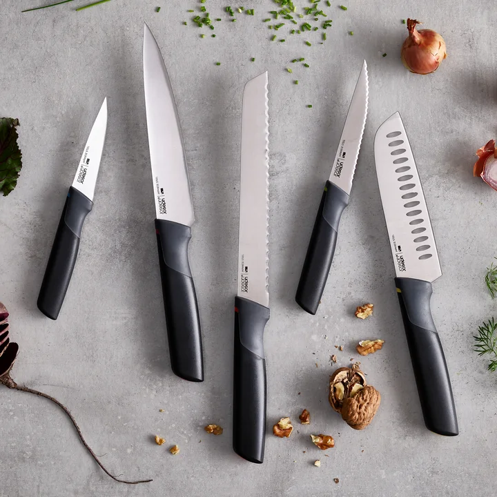 Elevate Knife carousel 5-piece knife set with rotating knife block from Joseph Joseph