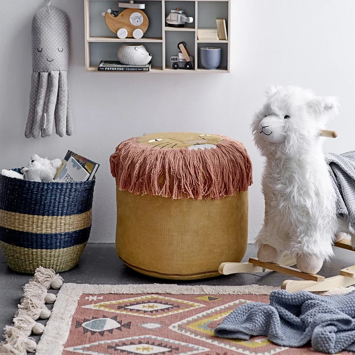 Rocking Lama from Bloomingville in wool white