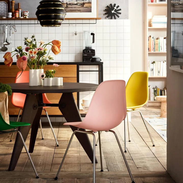 Eames Plastic Side Chair DSX from Vitra