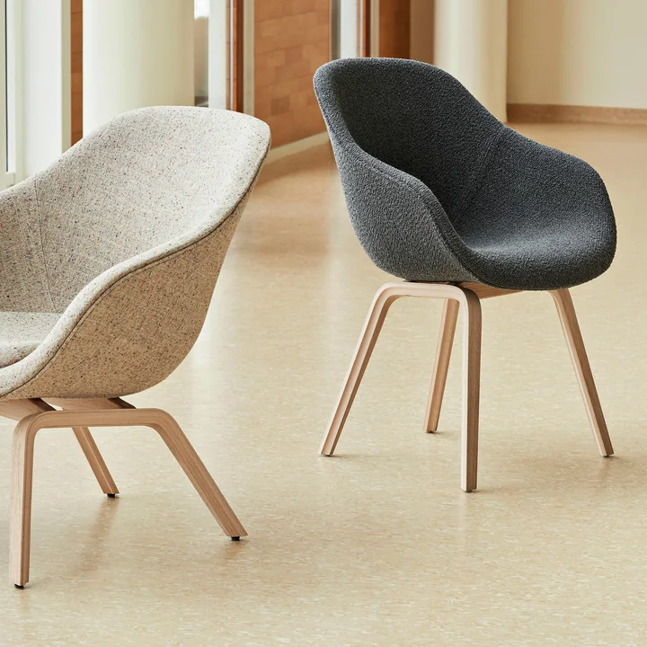HAY - About A Chair AAC 123 in matt lacquered oak / Flamiber charcoal C8 with AAL 83 Lounge matt lacquered oak
