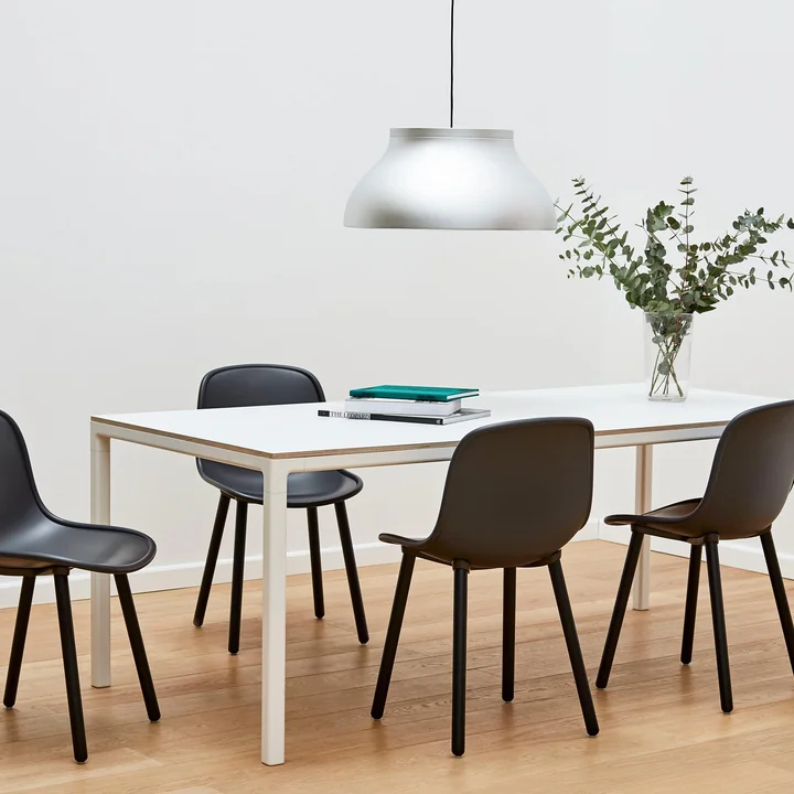 Neu 12 Chair, matt lacquered oak / soft black from HAY at the dining table with the PC pendant lamp