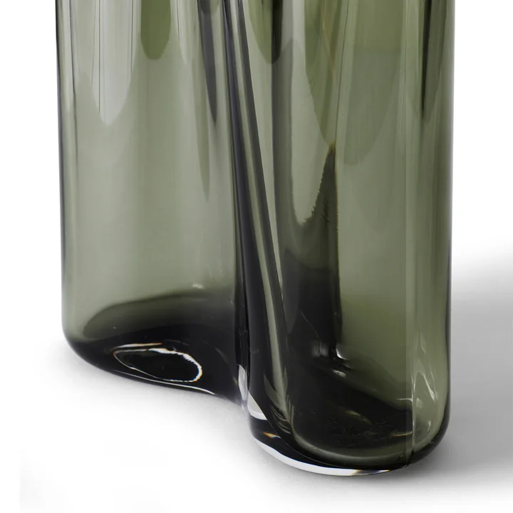 Aer Vase H 49 cm, smoke from Audo in detail