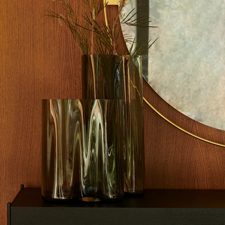 Aer Vases, smoke from Audo