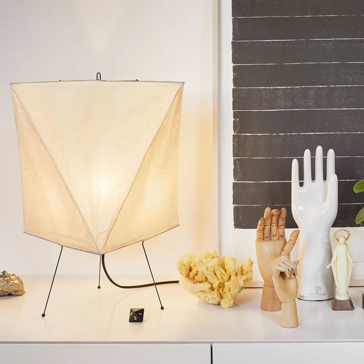 Akari YA2 table lamp from Vitra