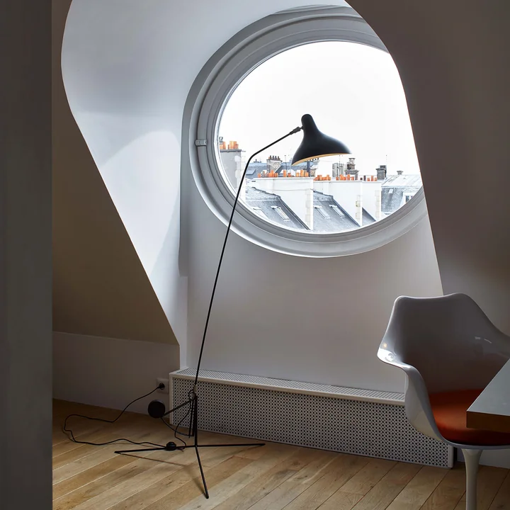 Mantis BS1 floor lamp, black from DCW in the room