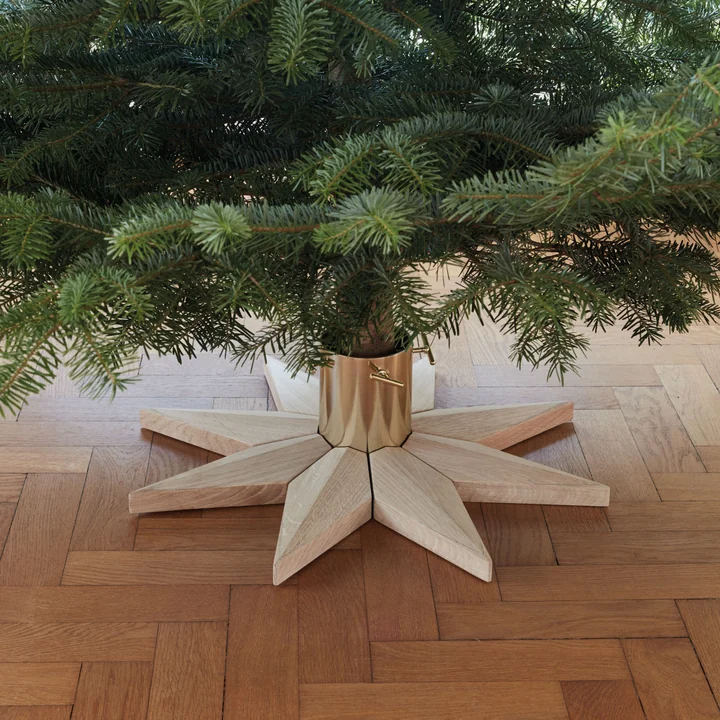 Stella Christmas tree stand from Skagerak in oak