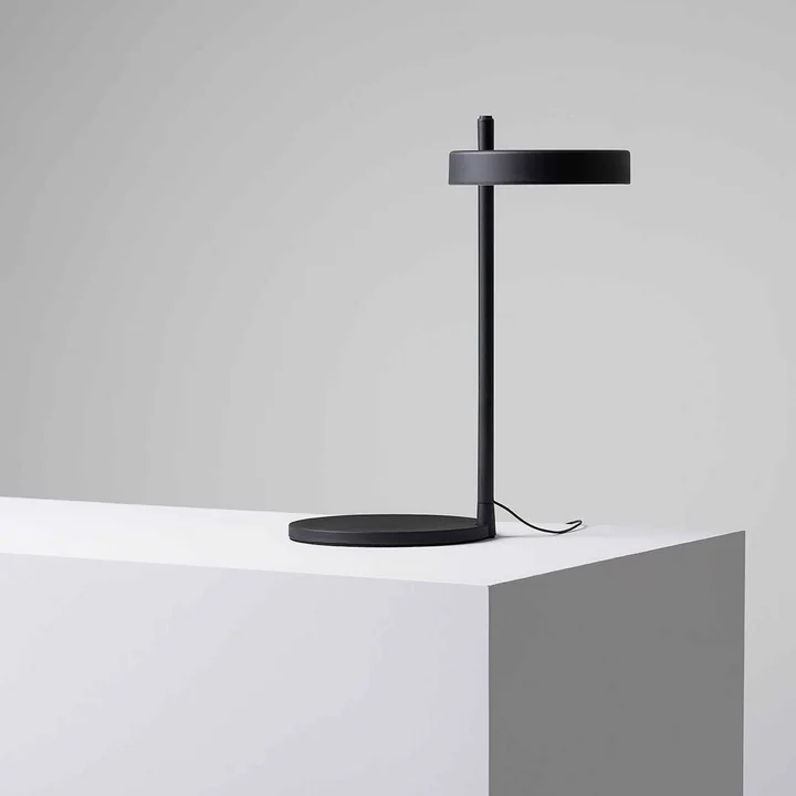 w182 Pastille LED table lamp b2 by Wästberg in graphite black