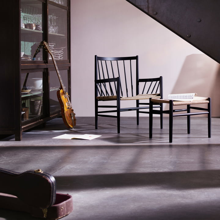 J82 lounge chair and J83 stool from FDB Møbler