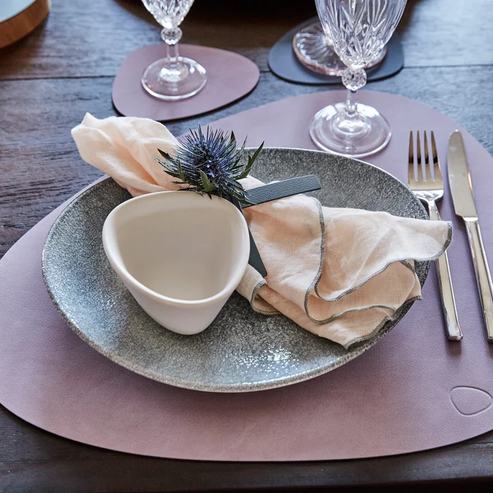 Table set Curve L by Lind DNA in Nupo purple