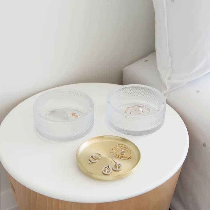 Tesora Storage of Umbra in brass / glass