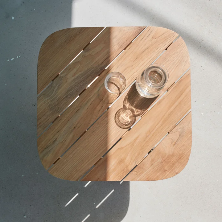 Lilium Lounge Table 60 x 60 cm, teak / stainless steel by Skagerak