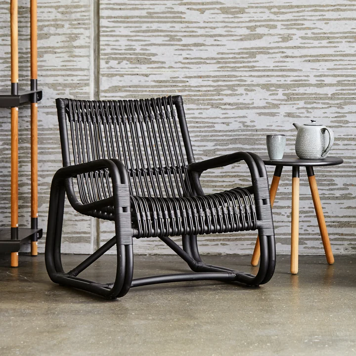 Curve Lounge chair Indoor, black by Cane-line