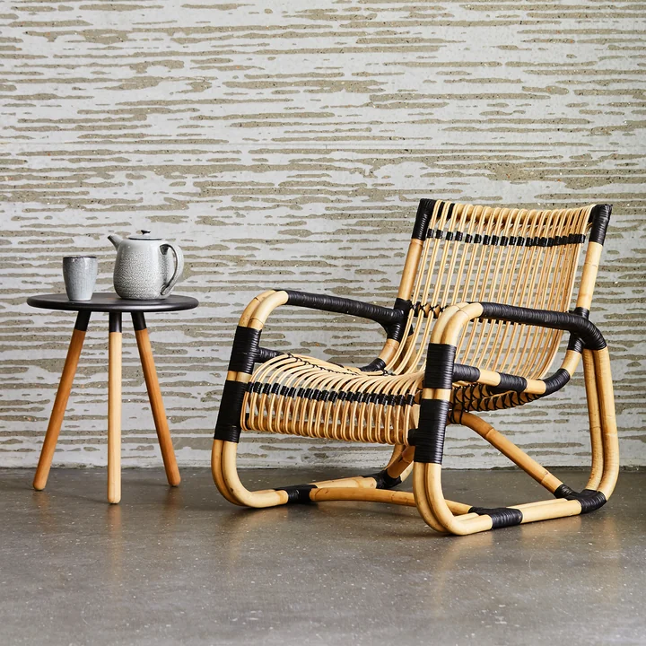 Curve Lounge chair indoor, natural / black from Cane-line