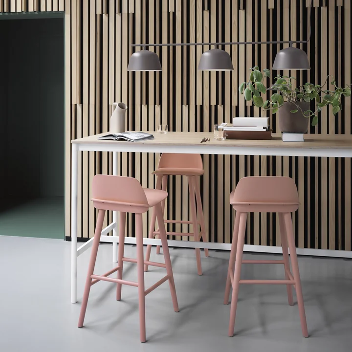 Nerd Bar stool H 65 cm from Muuto in tan rose