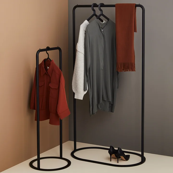 O & O Coat rack of Woud