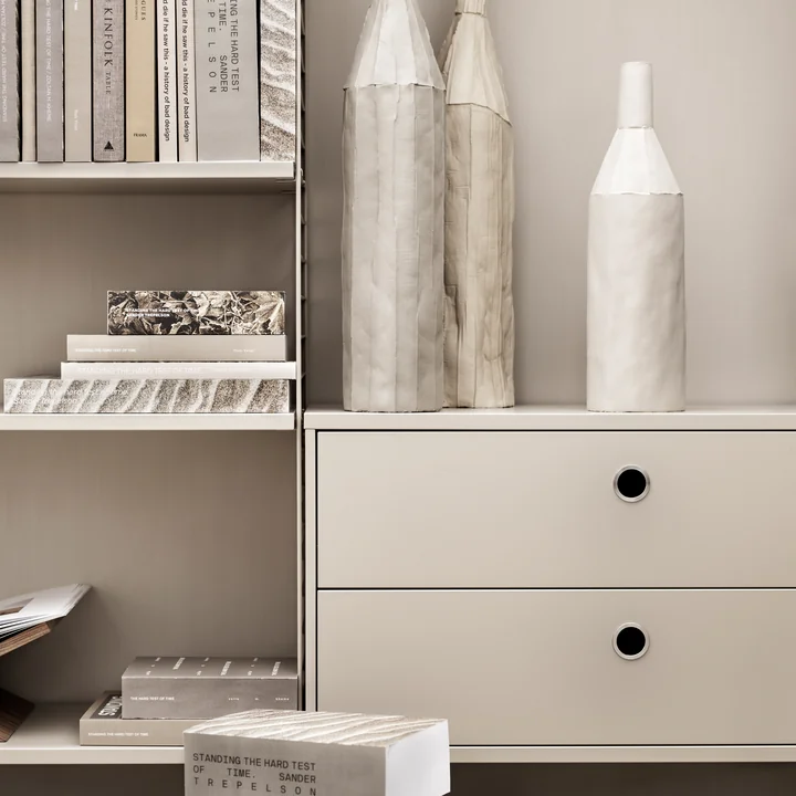 Shelving system from String in beige