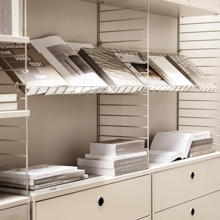 Shelving system from String in beige