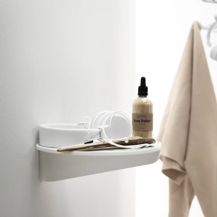 Museum wall shelf from String