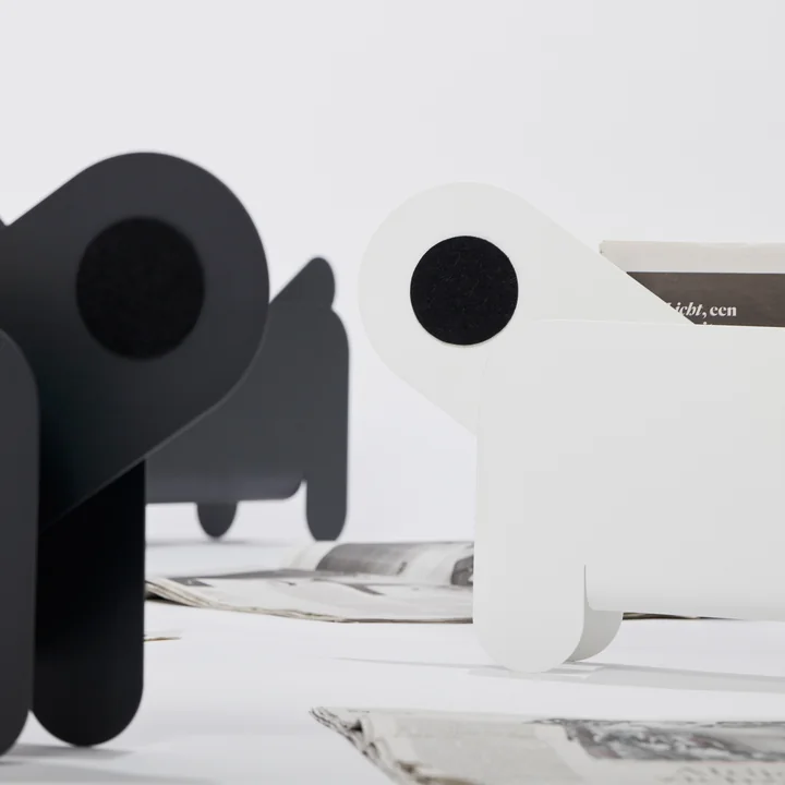 Frederik Roijé - Paper Pet Magazine rack