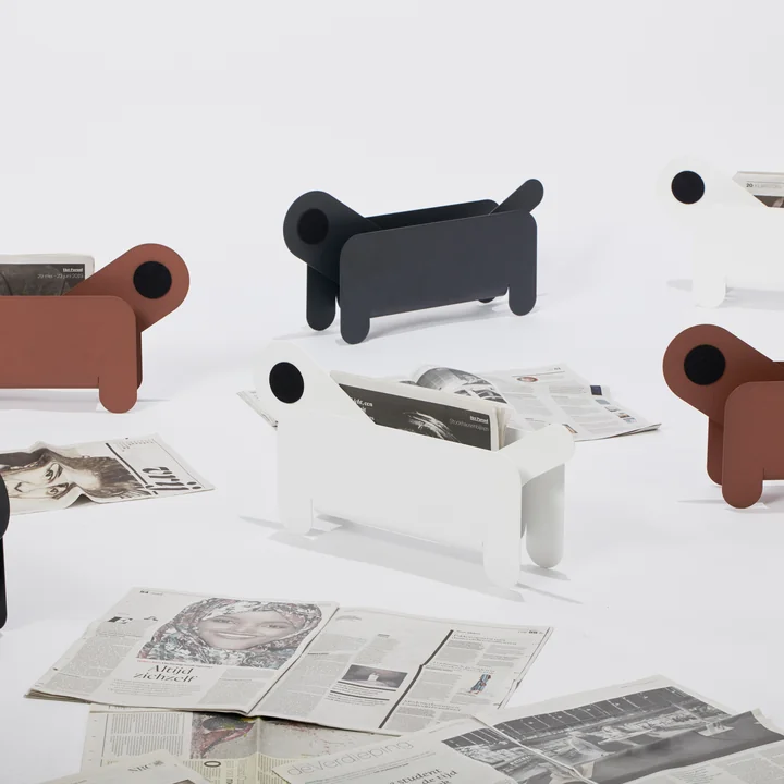 Frederik Roijé - Paper Pet Magazine rack