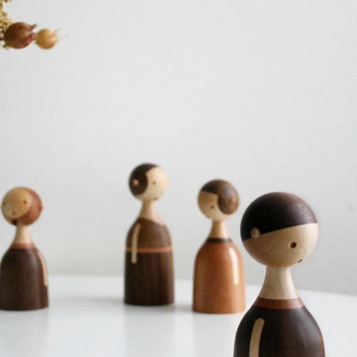 Kin Wooden figure from ArchitectMade