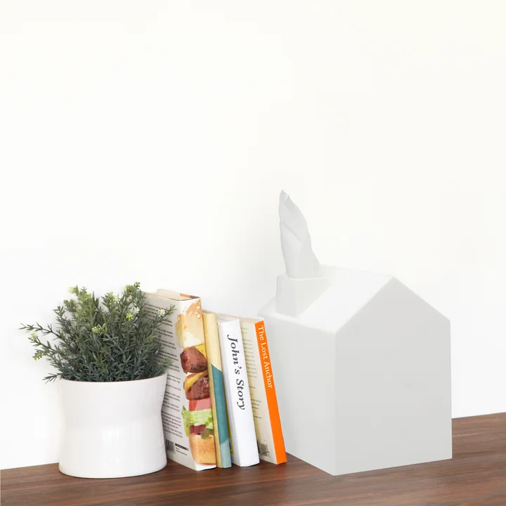 Casa cosmetic tissue box from Umbra in white