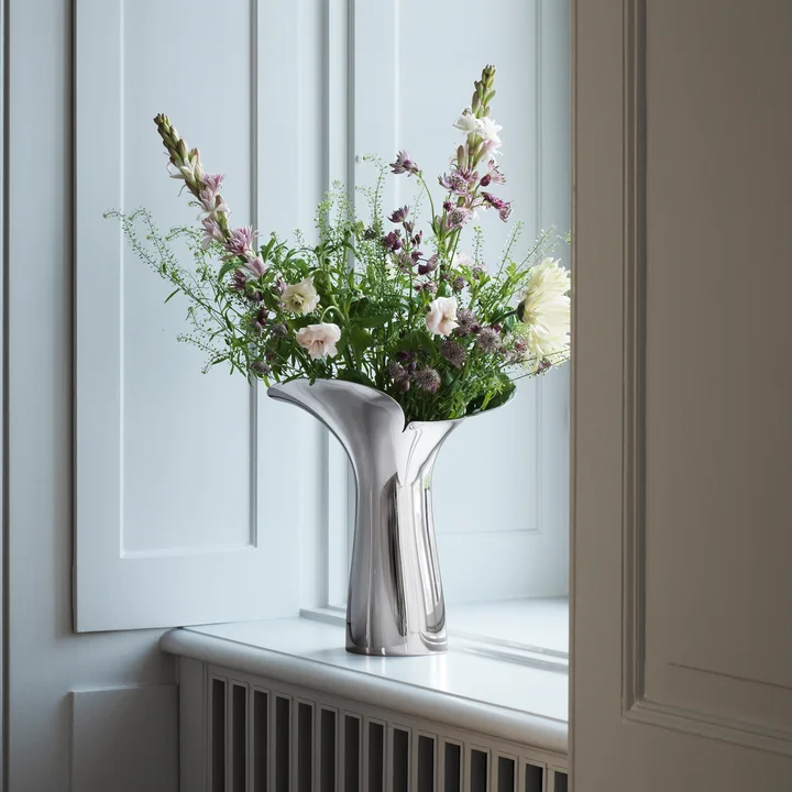 Bloom Botanica Vase, stainless steel, large from Georg Jensen in the ambience view