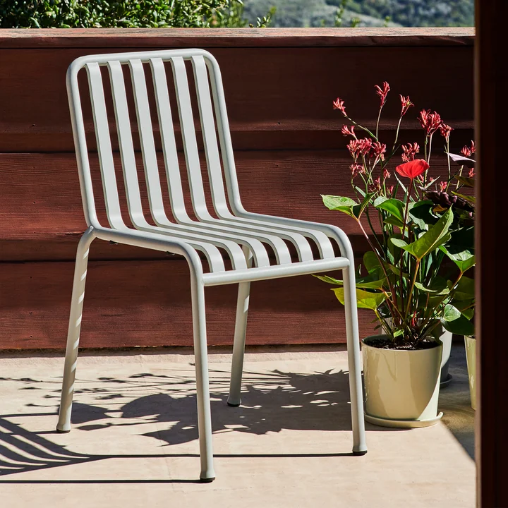 Palissade Chair from HAY in light gray
