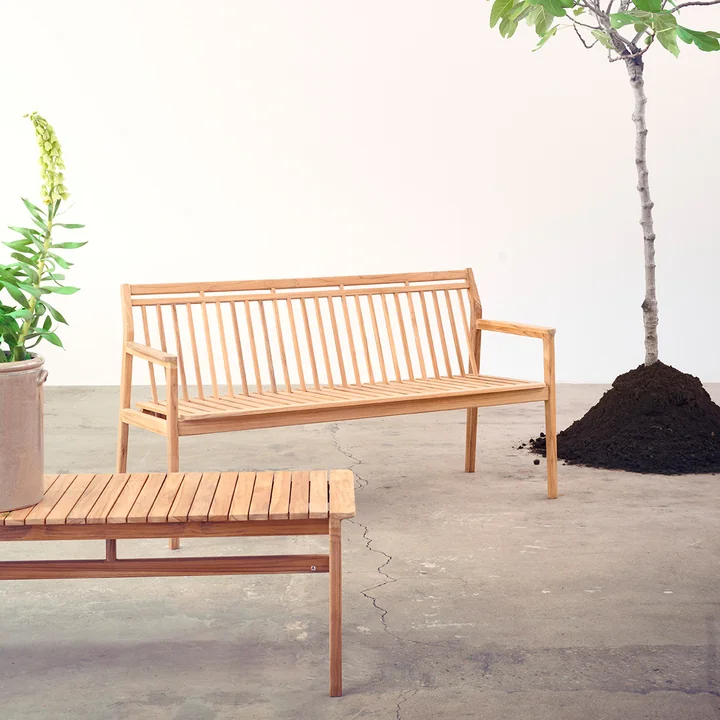 Garden bench from FDB Møbler