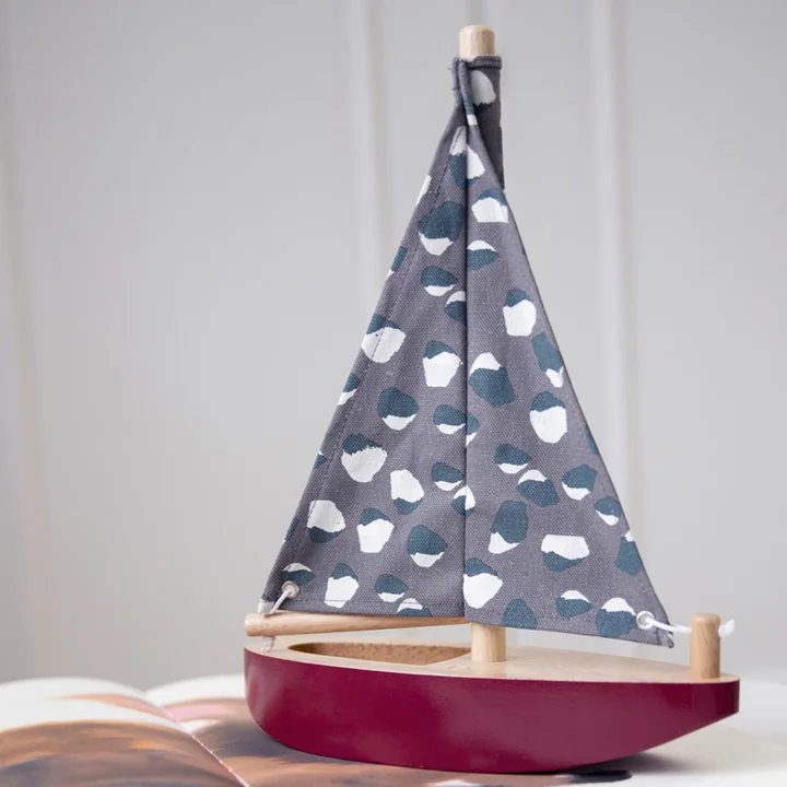 Harbour Boat from Nofred in burgundy