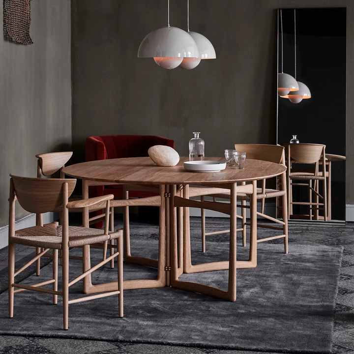 Drawn HM3 chair and Drawn HM4 armchair by & tradition