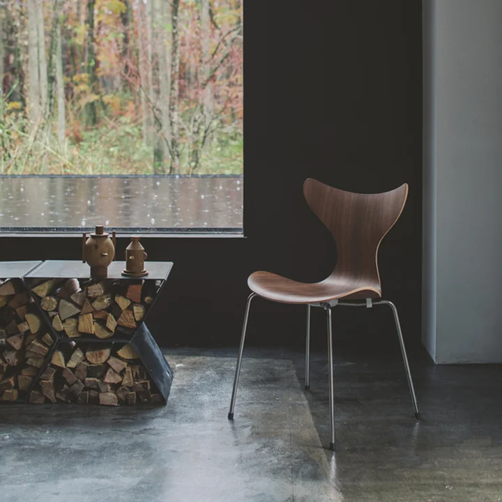 Lily anniversary chair from Fritz Hansen