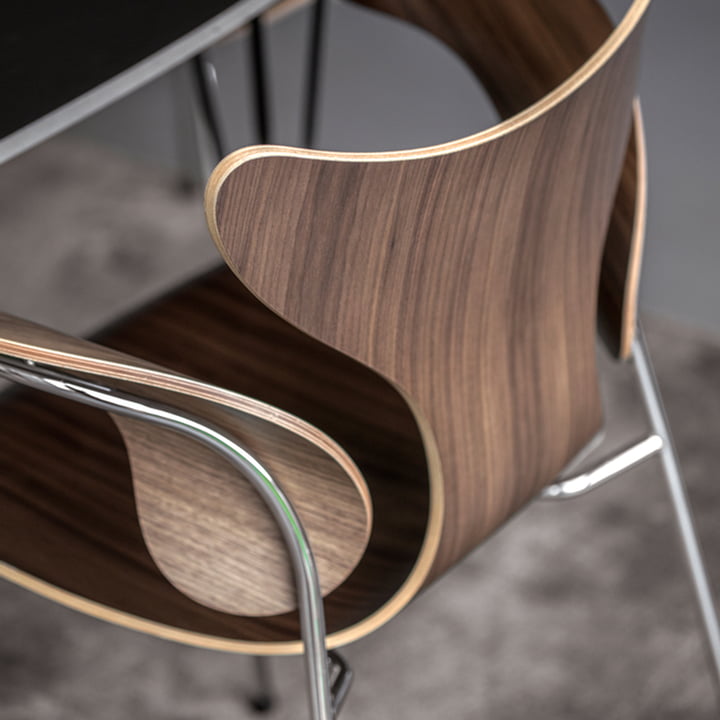 Lily anniversary chair from Fritz Hansen