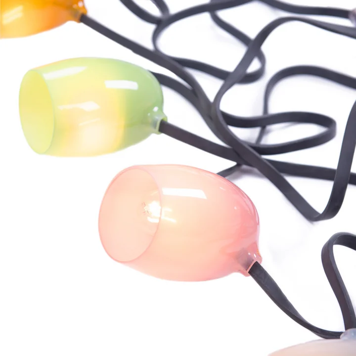 Stringlight Outdoor light garland from Weltevree in detail