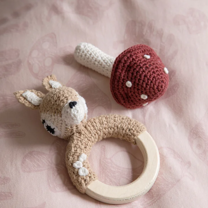 Crochet rattle deer from Sebra in brown