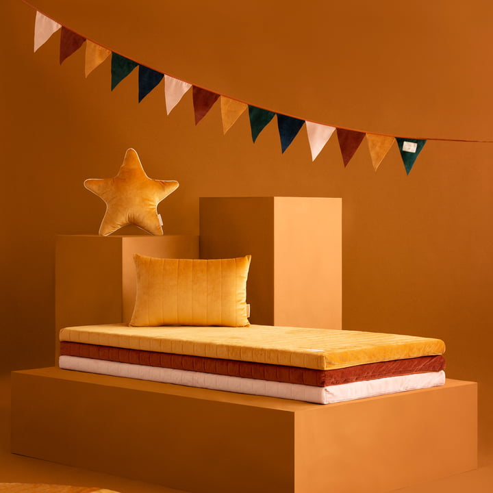 Zanzibar play mattress, Savanna velvet garland and Aristote Star velvet cushion by Nobodinoz