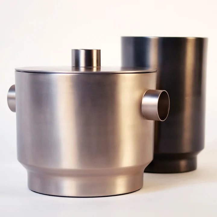 Rondo Ice cube tray, copper steel, Ø 18 cm from XLBoom