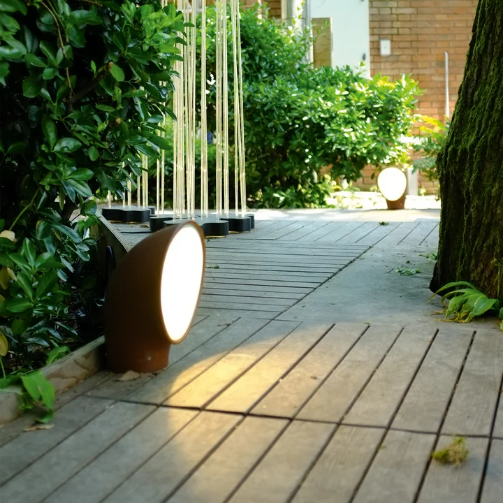 Piroscafo outdoor LED floor lamp, rust by Artemide