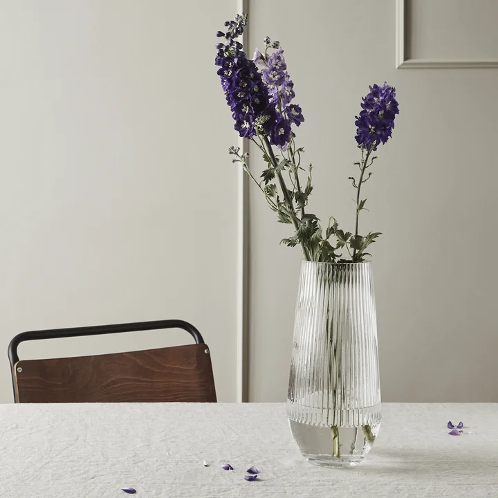 Classic Vase Ø 14,5 x H 29 cm, transparent from Collection on the dining table