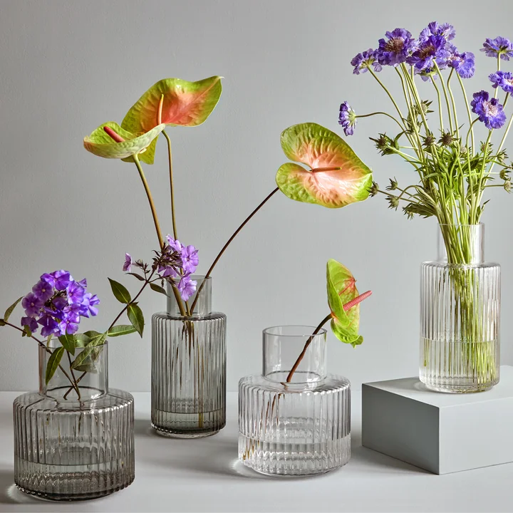 Ripple Vases from Collection in ensemble