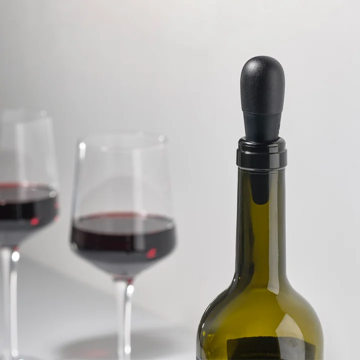 Rocks wine stopper from Zone Denmark