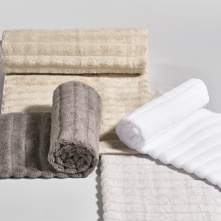 Inu Guest towel from Zone Denmark