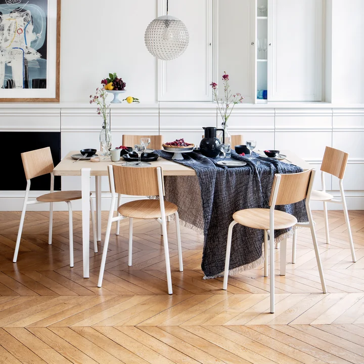 The SSD chair, oak, cloud white by TipToe as a discreet chair for the dining table in the dining room
