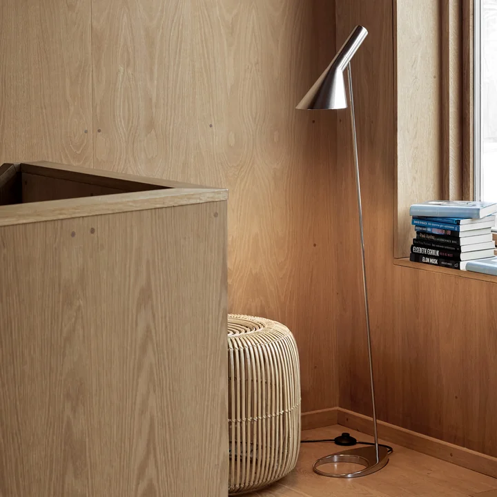 The AJ floor lamp from Louis Poulsen as a stylish reading lamp