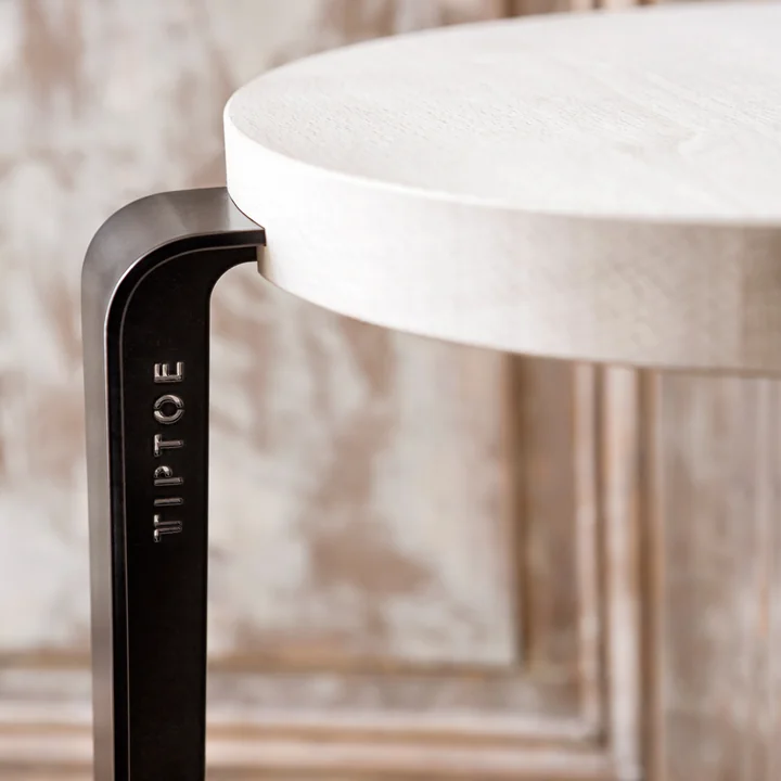 The LOU stool oak, natural from TipToe is characterized by the highest quality